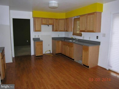 3302 Rosalie Ave, Parkville, MD 21234 - photo 3