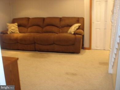 1010 Brookwood Ln, Glenolden, PA 19036 - photo 7