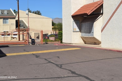 455 W Kelso St unit 122, Tucson, AZ 85705 - photo 3