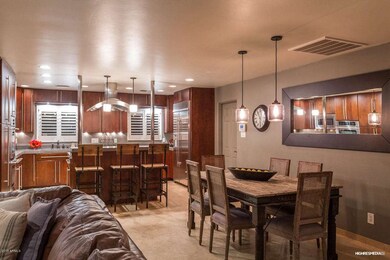 Open Kitchen