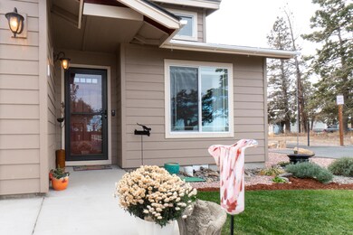 2996HemlockLn-008
