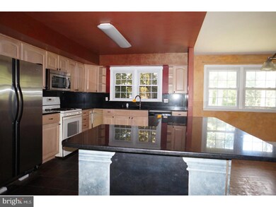 411 Hialeah Dr, Cherry Hill, NJ 08002 - photo 7