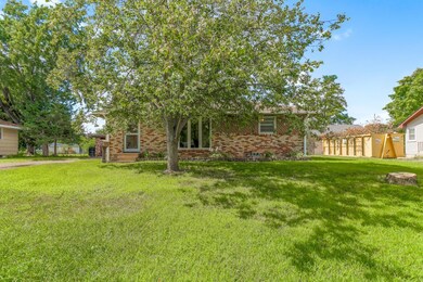 7119 Kyle Ave N, Minneapolis, MN 55429 - photo 2