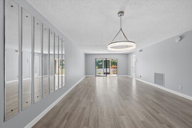 5757 Gage Ln unit 102, Naples, FL 34113 - photo 2