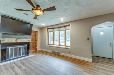 6301 Franklin St, Omaha, NE 68104 - photo 3