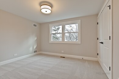 3634 Maple Leaf Dr, Glenview, IL 60026 - photo 3