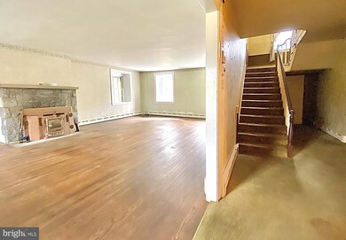 143 Wilma Ave, Reading, PA 19607 - photo 4