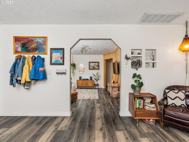 13040 SW Douglas St, Portland, OR 97225 - photo 6