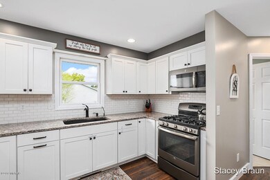 980 Northpointe Dr SW, Byron Center, MI 49315 - photo 3