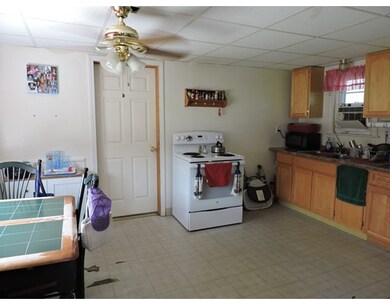 484 Chicopee St, Chicopee, MA 01013 - photo 3