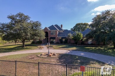 1525 Darlene St, San Angelo, TX 76904 - photo 2