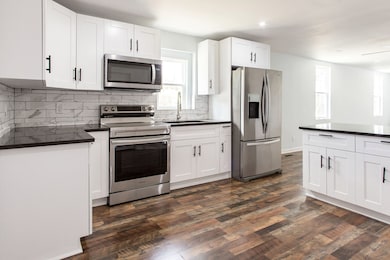 1125 Georgia St, Waycross, GA 31503 - photo 3