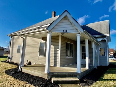 201 W Washington St, Roachdale, IN 46172 - photo 2