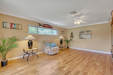2654 Cherrywood Ln Titusville-large-007-