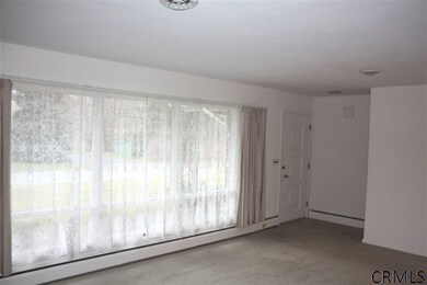 495 St Davids Ln, Schenectady, NY 12309 - photo 4