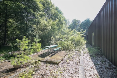 5875 Weaver Rd, Berlin Center, OH 44401 - photo 2