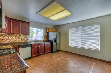 Kitchen (1)