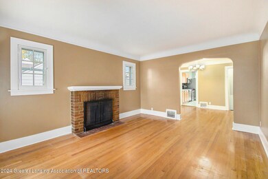 408 Strathmore Rd, Lansing, MI 48910 - photo 4