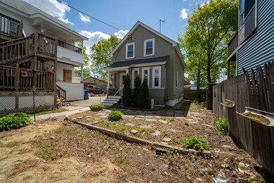 43 Farnham St, Lawrence, MA 01843 - photo 3