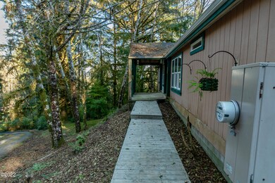 Trex walkway to porch