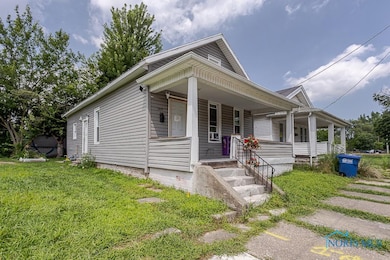 1219 Peck St, Toledo, OH 43608 - photo 3