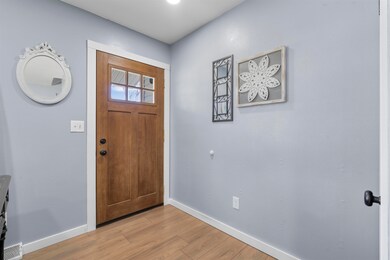 1513 Orchard Dr, Cedar Falls, IA 50613 - photo 3