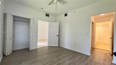 2000 Freeport Ln unit 4107, Riviera Beach, FL 33404 - photo 7