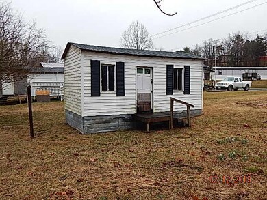 1321 Dora Hwy, Pulaski, VA 24301 - photo 3