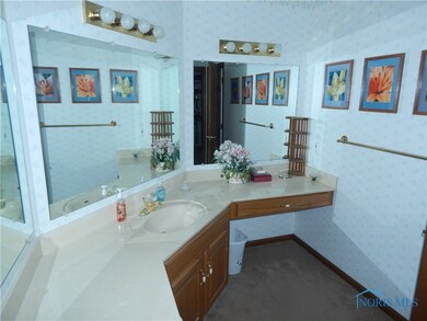 Master Bathroom View 2