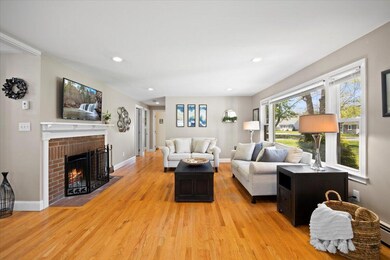 271 Barlows Landing Rd, Pocasset, MA 02559 - photo 5