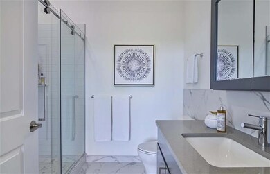 250 Avenue E unit 210, Bayonne, NJ 07002 - photo 7