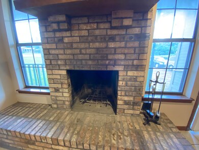 2912 Crescent St unit B, Crestview, FL 32539 - photo 4