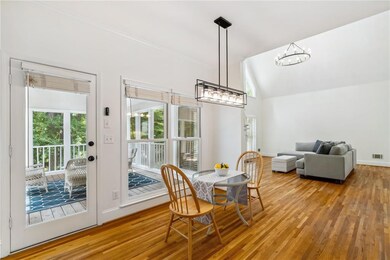 natural light in the breakfast room