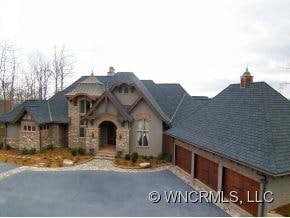 Three Car Garage