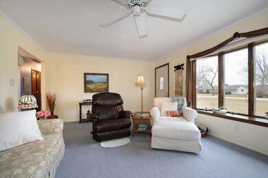 114 Osage Ct, Oswego, IL 60543 - photo 4