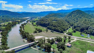 130 & 110 Only Way, Del Rio, TN 37727 - photo 6