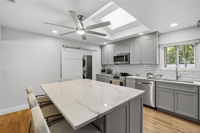 20 Macarthur Blvd, Hauppauge, NY 11788 - photo 7