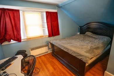 196 Hayward Place, Wallington, NJ 07057 - photo 4