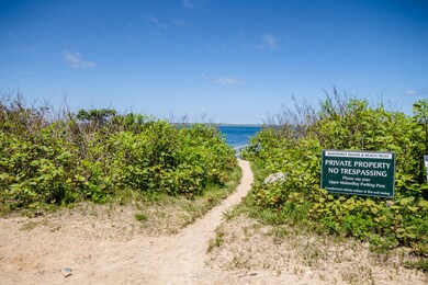 62 Naushon Rd, Vineyard Haven, MA 02568 - photo 4