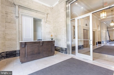 312 Walnut St, Philadelphia, PA 19106 - photo 4