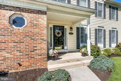 8137 Tamar Dr, Columbia, MD 21045 - photo 3