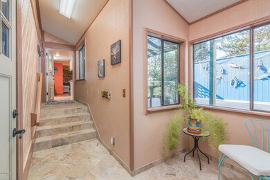 Entrance/Foyer