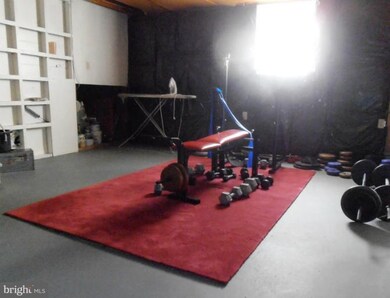 325 E Cherry Hill Rd, Reisterstown, MD 21136 - photo 3