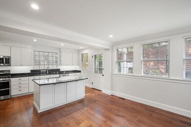 239 Walnut St unit 2, Brookline, MA 02445 - photo 4