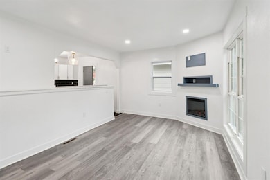 4204 SW 7th St, Des Moines, IA 50315 - photo 5