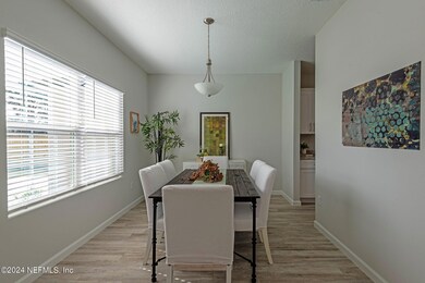 8181 Alderman Rd, Jacksonville, FL 32211 - photo 5