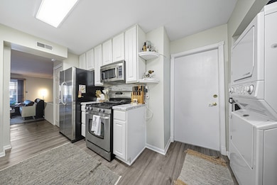 1942 Tall Oaks Dr unit 1A, Aurora, IL 60505 - photo 6