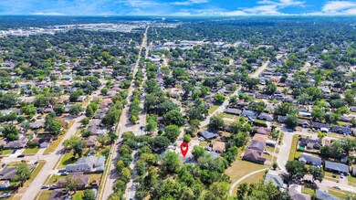 9119 Rutherford Ln, Houston, TX 77088 - photo 6