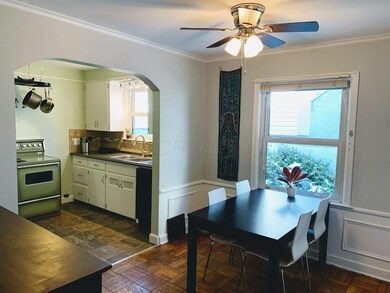 Dining Rm