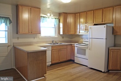 1507 E Derry Rd, Hershey, PA 17033 - photo 6